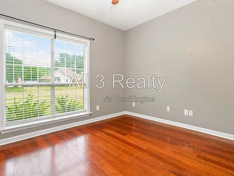 6272 Deerwood Dr — Photo 11