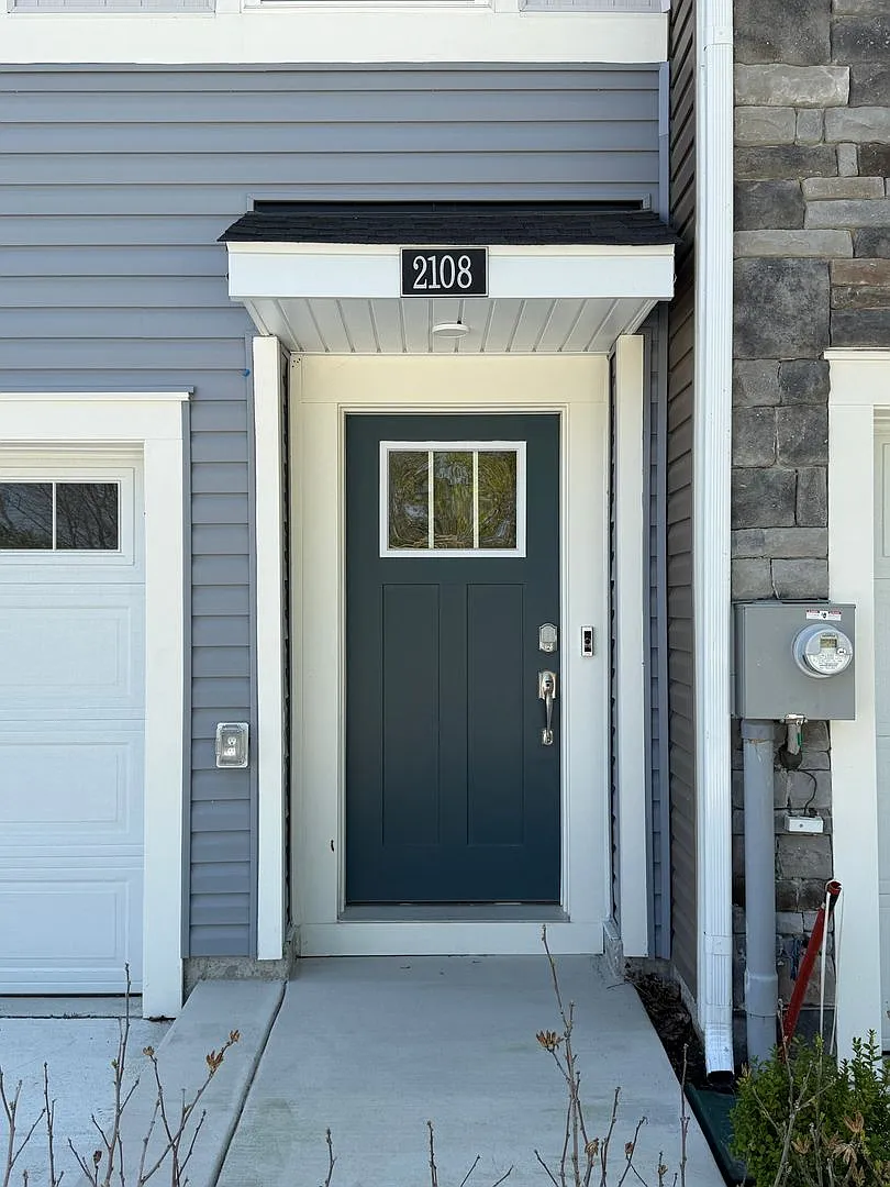 Building Photo - 2108 Winterberry Ln