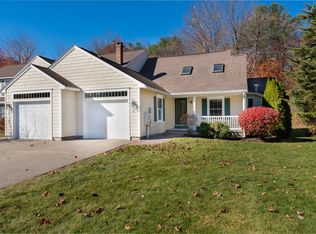 46 Signature Dr #21, Brunswick, ME 04011