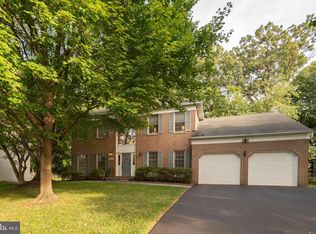 19829 Helmond Way, Gaithersburg, MD 20886