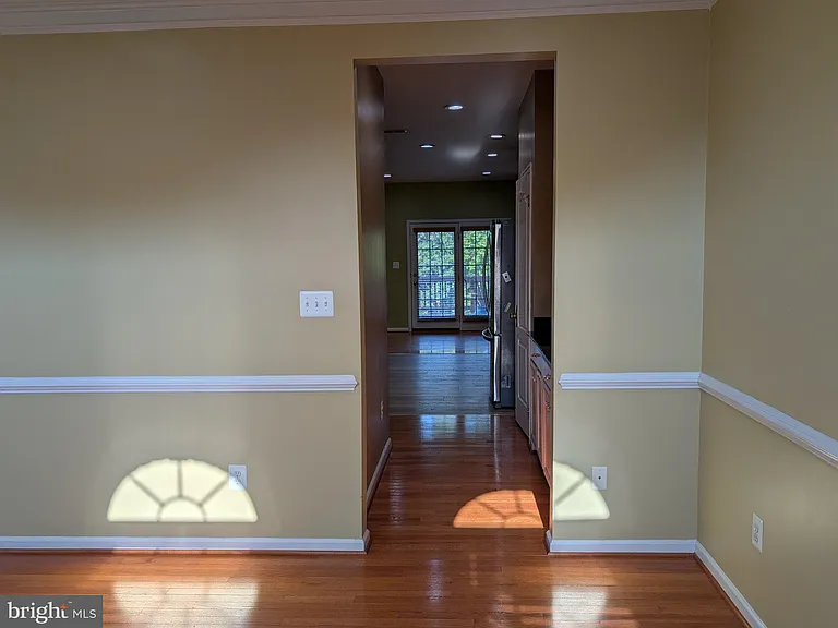22611 Welborne Manor Sq — Photo 10