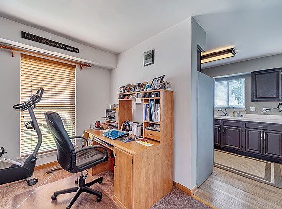 4th image of 1259 Lakewood Cir