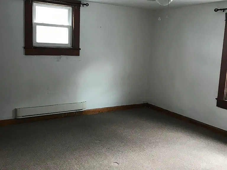 200 Bellview Ave — Photo 4