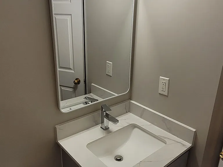 7 Lorraine Dr #812 — Photo 22