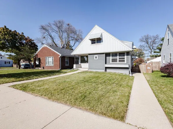 8726 W Burleigh STREET, Milwaukee, WI 53222