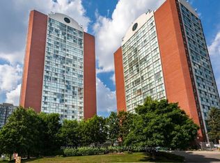 4205 Shipp Dr #208, Mississauga, ON L4Z 2Y9