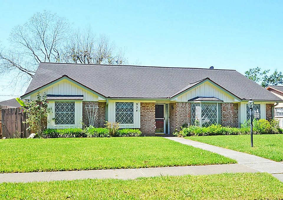 934 Circle Bend