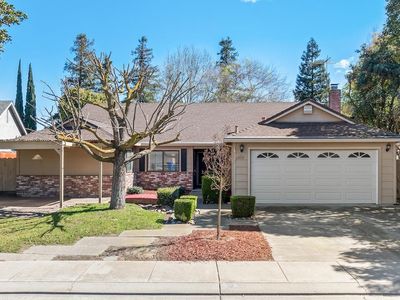 1460 Ridgecrest Dr, Manteca, CA, 95336
