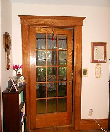 4th image of 42 Hillside Ave