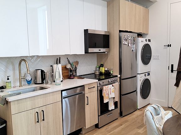 2nd image of 511 Meeker Ave #4B