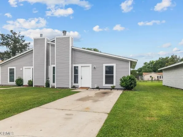 224 Yaupon Dr, Jacksonville, NC 28546