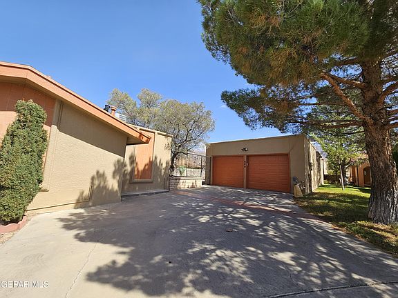 3rd image of 944 Agua Caliente Dr