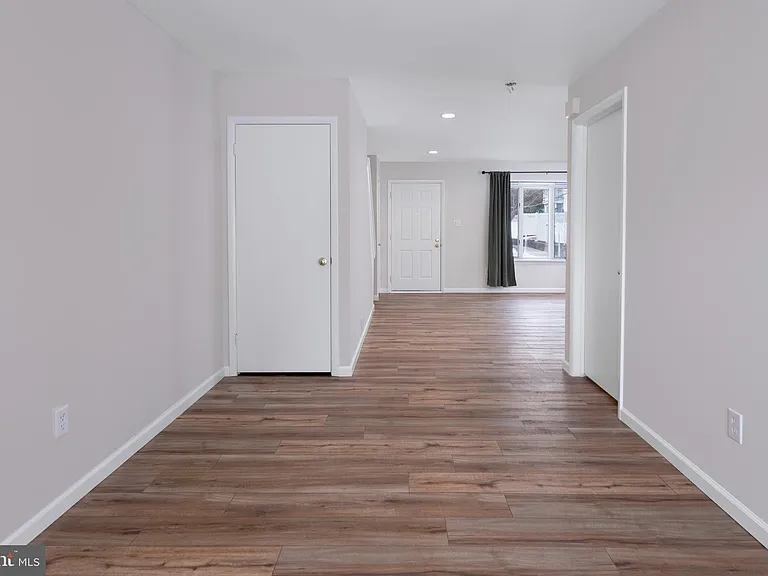 191 Jonathan Dayton Ct — Photo 7