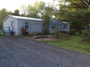 105 Dutch Rd, Central Square, NY 13036