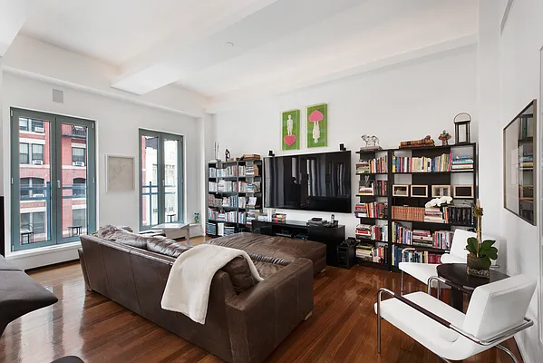 Rented by Compass | media 4