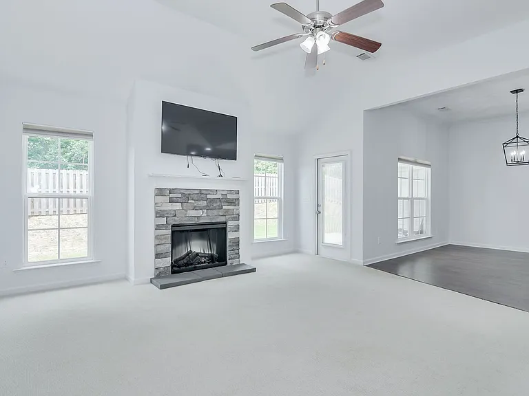 810 Fenwick Ct — Photo 25
