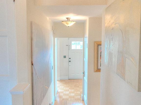 2nd image of 2315 Eastmont Way W