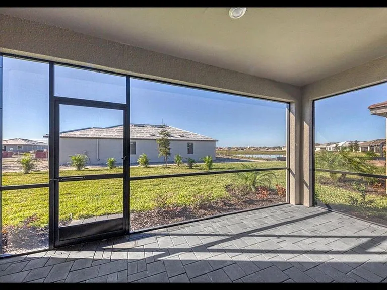 5127 Coral Reef Way — Photo 13