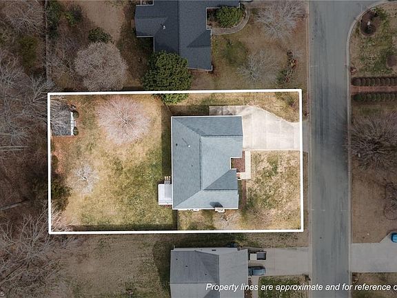 3rd image of 1214 Raspberry Run