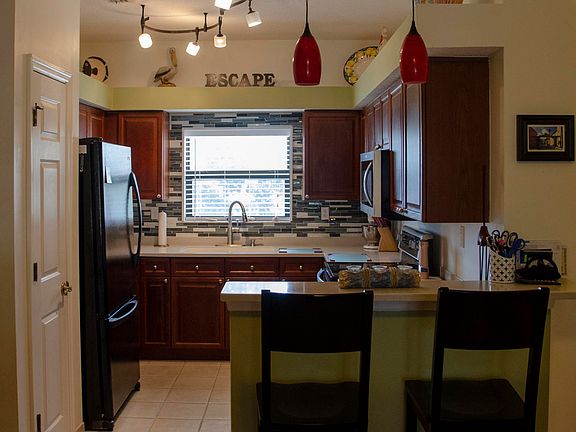 5th image of 112 Laurel Wood Way Unit 204