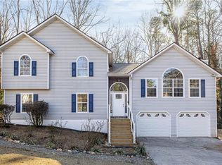 204 Queensbury Ct, Acworth, GA 30102