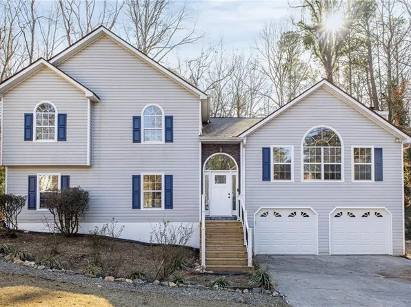 204 Queensbury Ct, Acworth, GA 30102