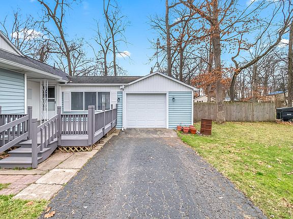 5th image of 2439 Sylvan Dr