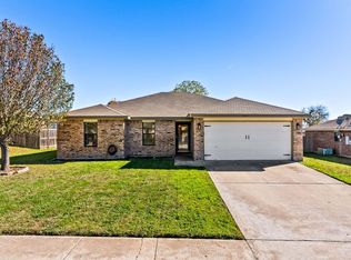 1305 Travis Cir, Copperas Cove, TX 76522