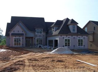 33 Bradley Dr, Fort Mitchell, AL 36856