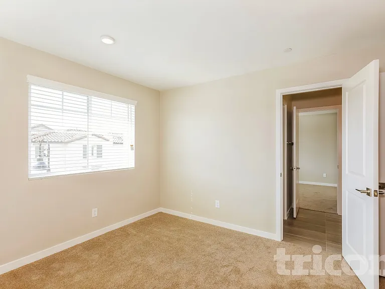 31555 Willowood Way — Photo 9
