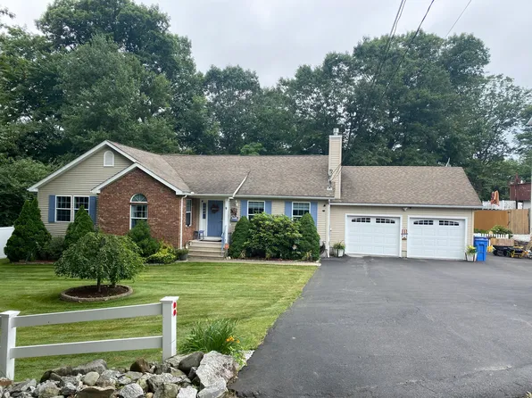 63 Fairlawn Avenue, Waterbury, CT 06705