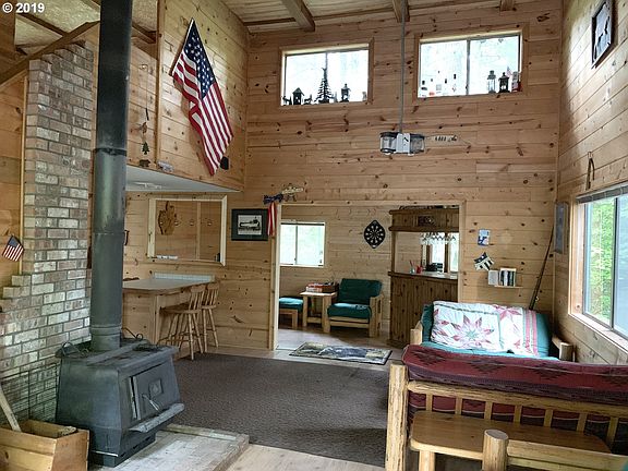 5th image of 69 Northwoods Cabin