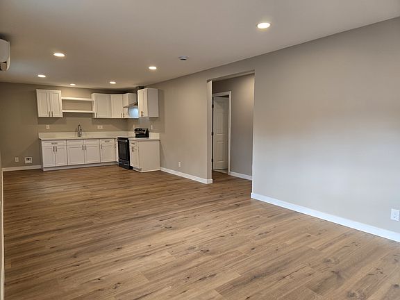 Extra large living/dining room