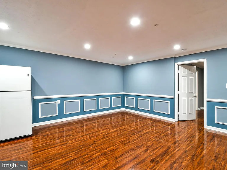 9720 Lake Pointe Ct #102 — Photo 10
