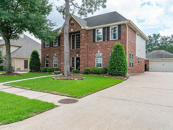 2nd image of 15447 Copper Branch Ln