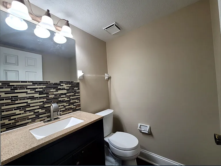 3407 Spanish Villa Dr #1 — Photo 14
