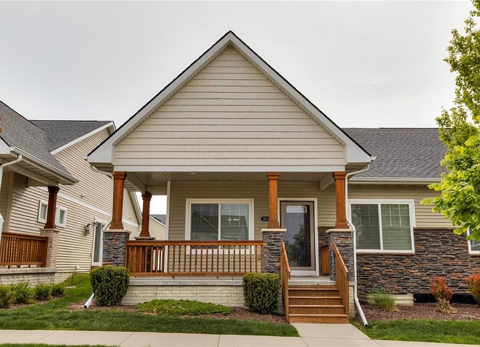 1st image of 163 Cambridge Dr