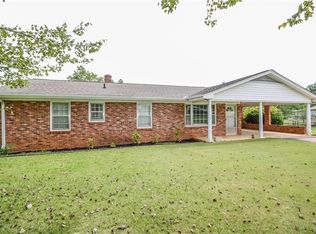 641 Barnes Rd, Seneca, SC 29672