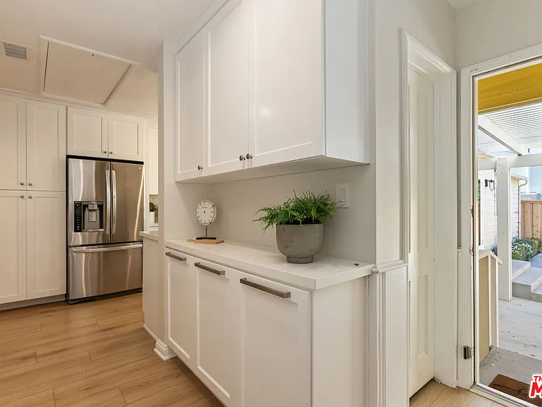 3544 Gardenia Ave — Photo 25