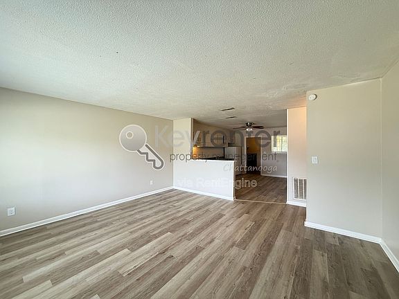 4th image of 3973 Teakwood Dr