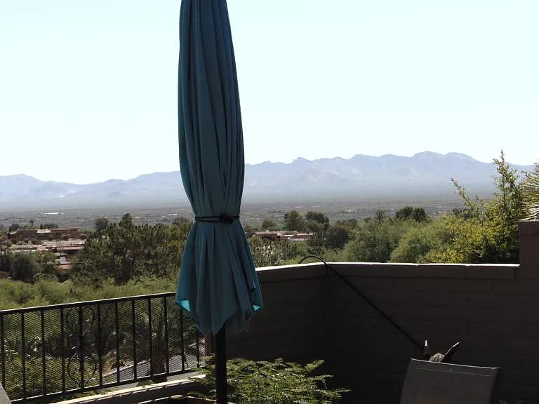 1098 W Camino Sagasta — Photo 34