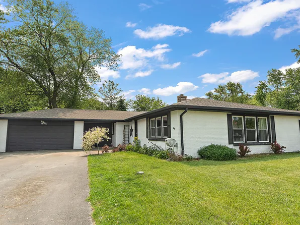 16527 S Ivy Ln, Plainfield, IL 60586