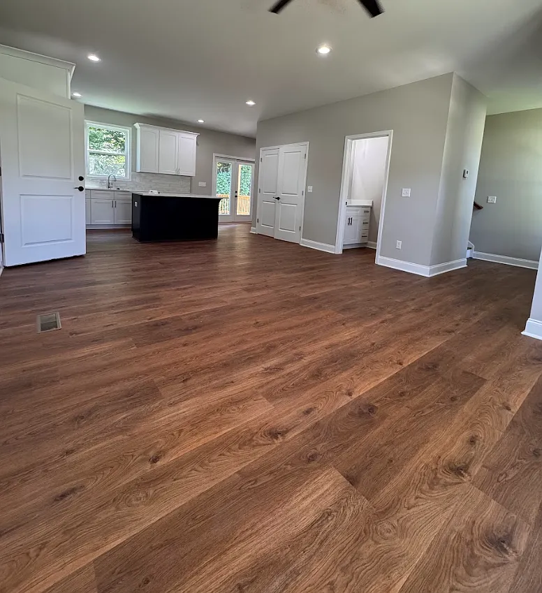 5 bed, 3.5 bath, 2500 sqft, $3,150 — Photo 4