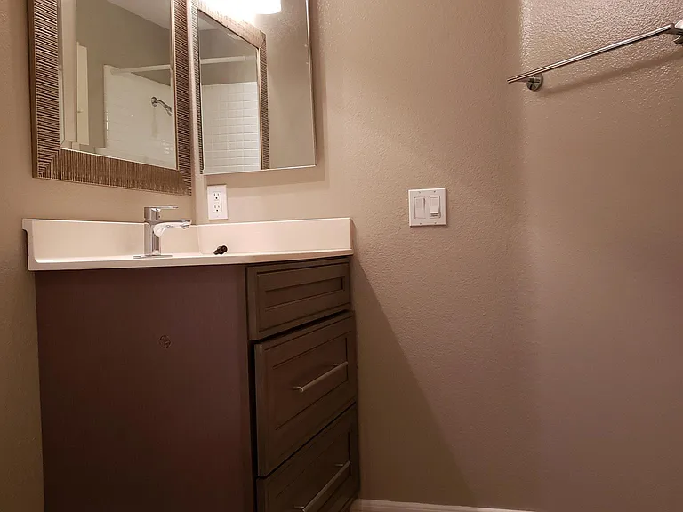 2nd Bathroom