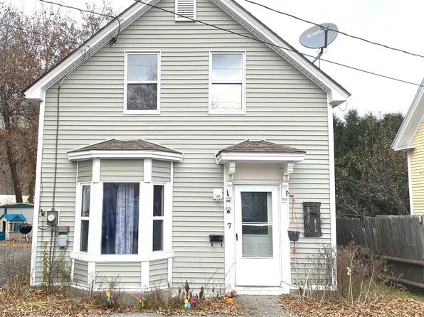 7 Palmer Street, Gorham, NH 03581