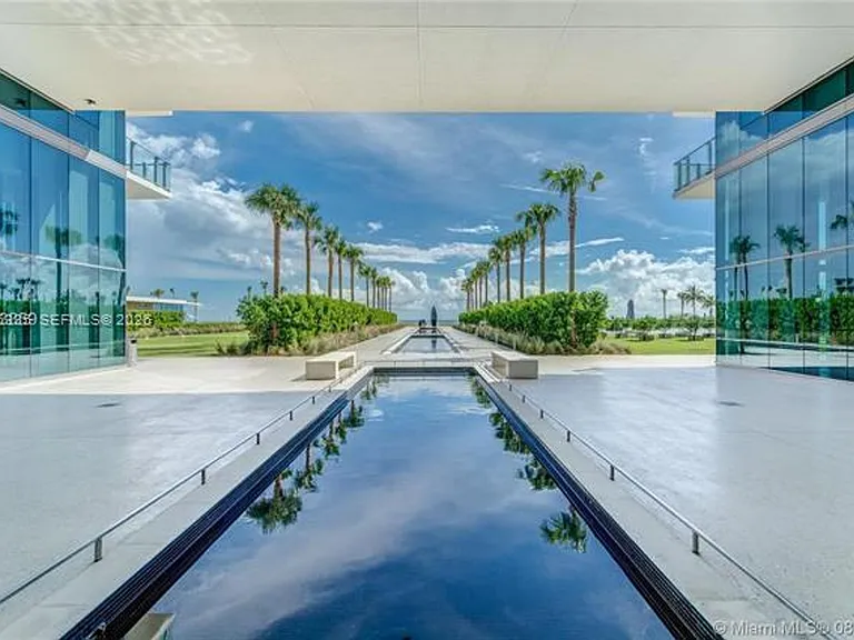 350 Ocean Dr #304N — Photo 2