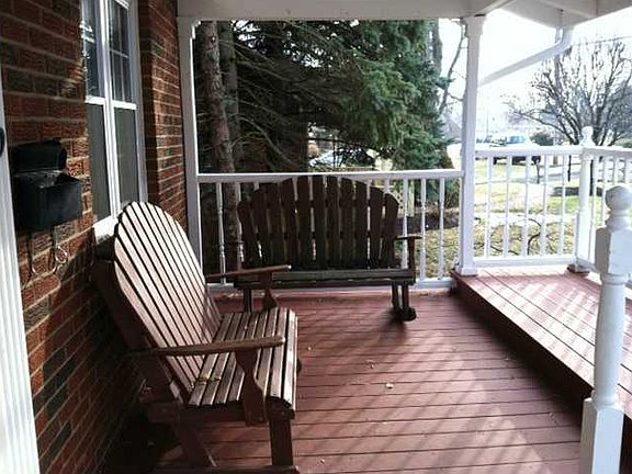 2nd image of 950 Garden City Dr