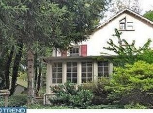 877 Rock Ln, Elkins Park, PA 19027