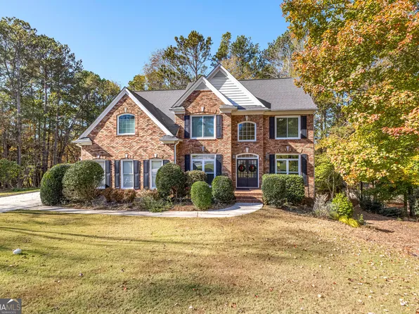 125 Scenic Ct, Fayetteville, GA 30215