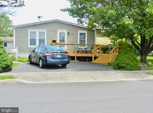618 Butternut Ct, Red Hill, PA 18076